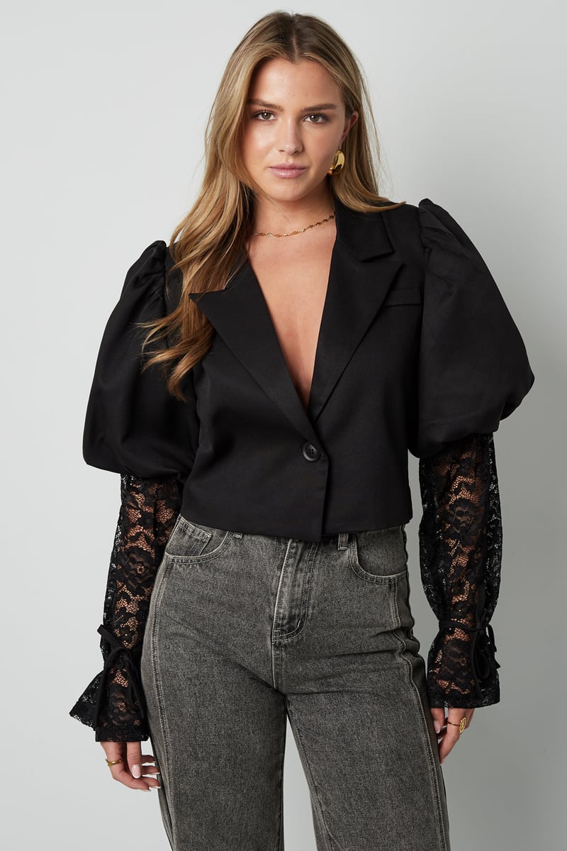 Trendy Short Blazer With Lace