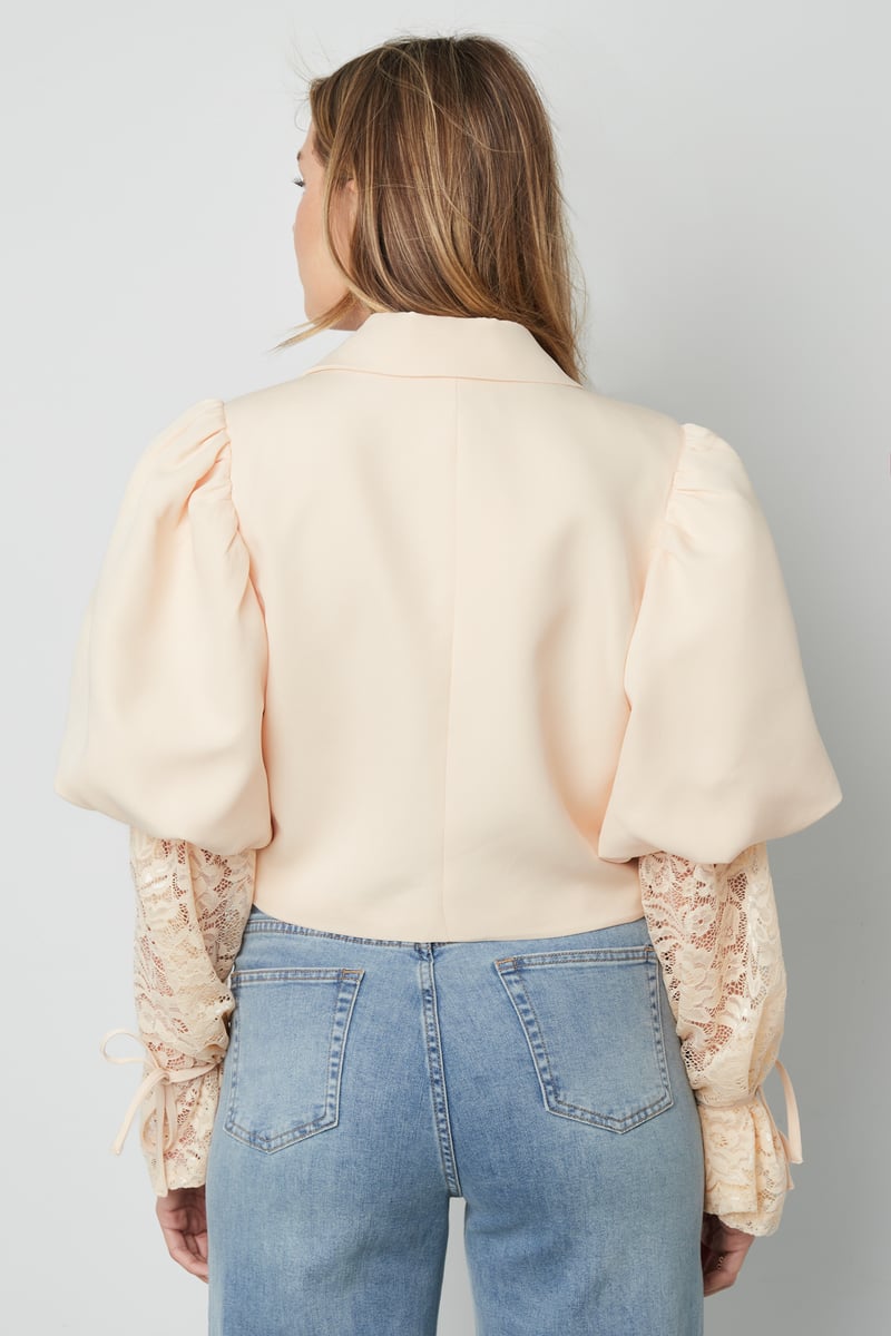 Trendy Short Blazer With Lace